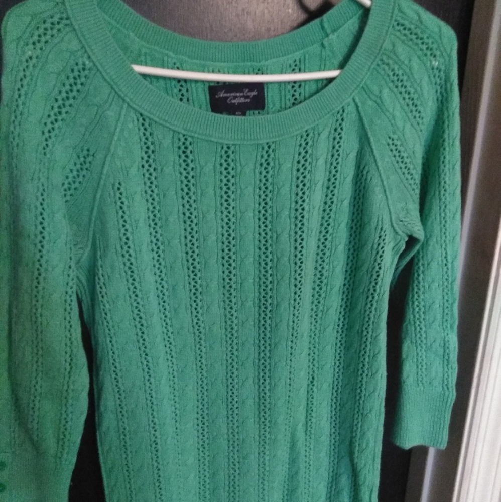 American eagle sweater